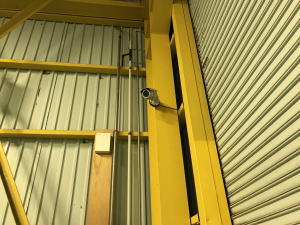 四条畷市の会社事務所での防犯カメラ設置工事1