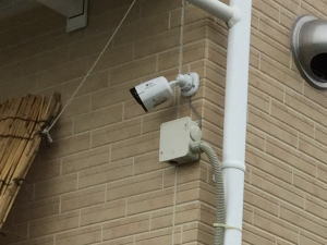 京都市伏見区の住宅での防犯カメラ設置工事1