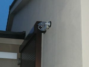 宇治市の病院・クリニックでの防犯カメラ設置工事1