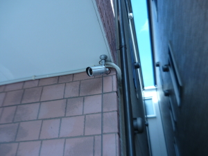 大阪市此花区の個人住宅での防犯カメラ設置工事2