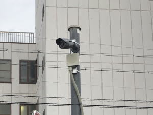 久世郡久御山町の企業の事務所・駐車場での防犯カメラ設置工事の事例1