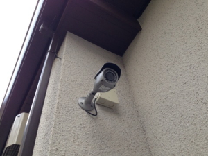 大阪市住吉区の個人住宅での防犯カメラ設置工事3