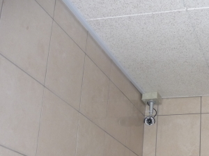 大阪市大正区のマンションでの防犯カメラ設置工事4