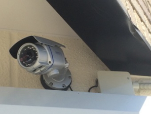 大阪市淀川区の個人住宅での防犯カメラ設置工事2