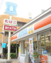 兵庫県伊丹市のコンビニでの遠隔監視システム設置工事1