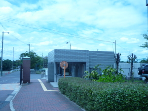 学校の防犯カメラ設置事例