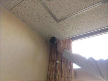 池田市の病院での防犯カメラ設置工事2