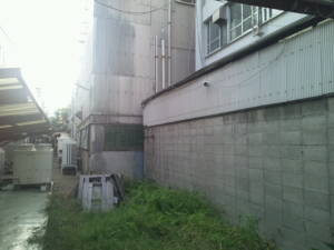 東大阪市の工場での防犯カメラ設置工事2