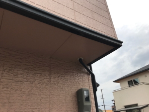 八幡市の個人住宅での防犯カメラ設置工事2